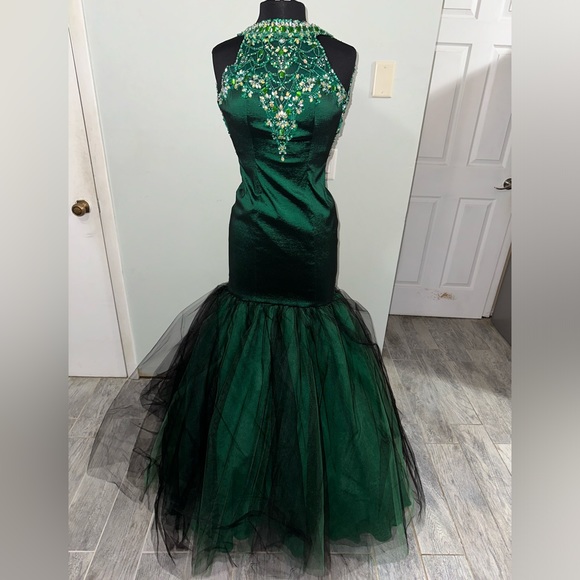 Mori Lee Emerald Mermaid Dress - Picture 1 of 5